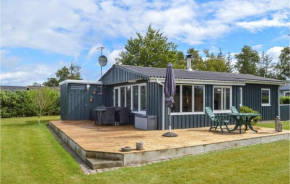 2 Bedroom Lovely Home In Hadsund in Hadsund
